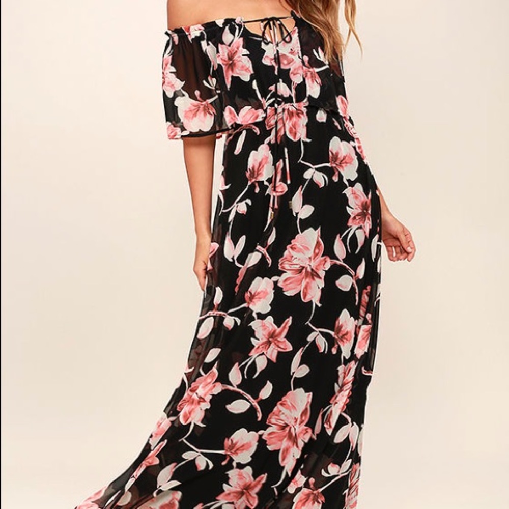 Floral off the shoulder maxi dress
